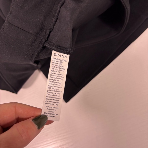 SPANX Ponte Button Tab Black High-Waist Bermuda Shorts Front Pockets Size XL - Picture 8 of 9